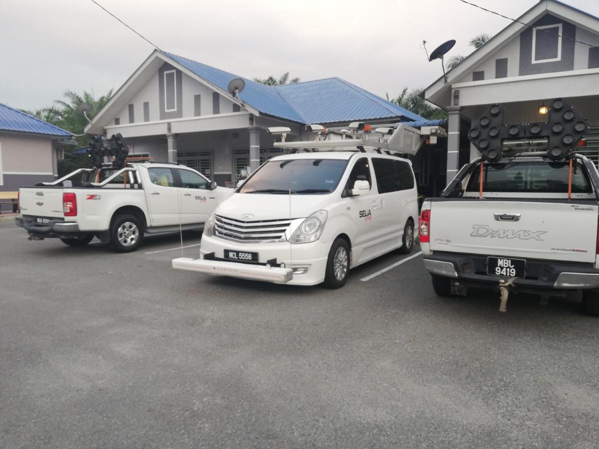 Homestay Hj Esmon Parit Raja UTHM Batu Pahat Exterior foto